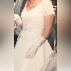Windsor Bridal wedding gown. Timeless beauty.Elegant and sophisticated. Size 12.